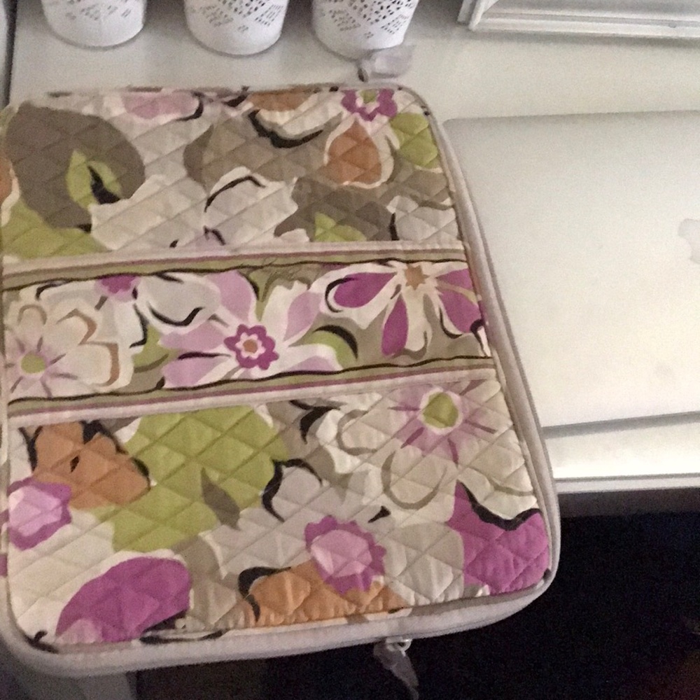 Vera Bradley laptop sleeve